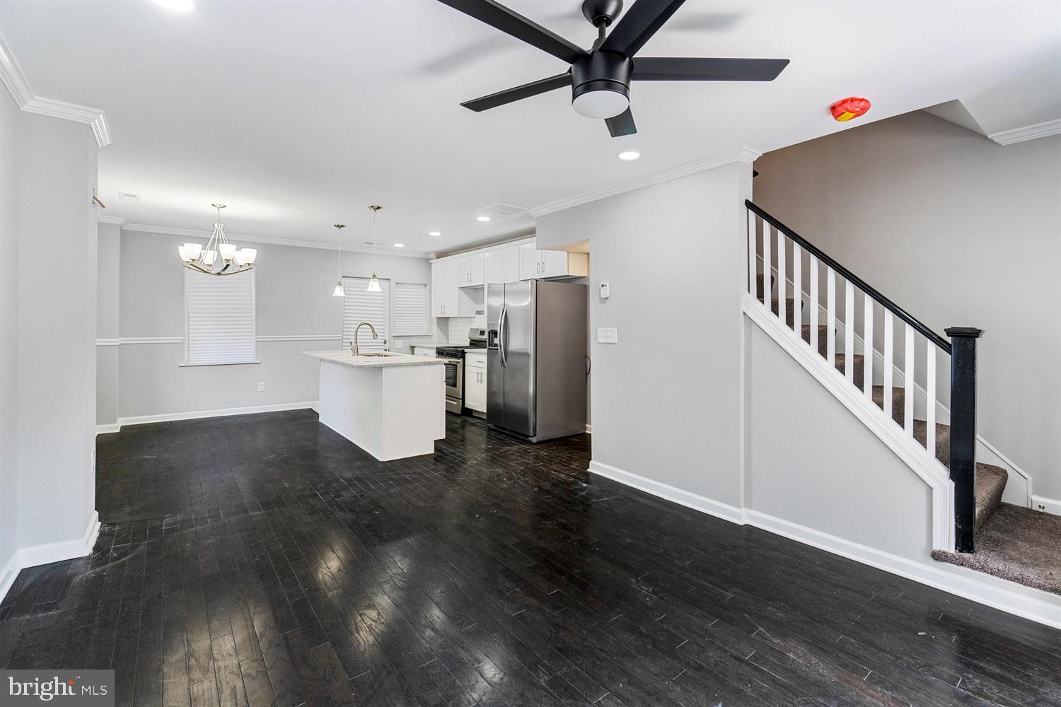 4528 Manorview Road Baltimore, MD 21229 - Photo 8 of 25 Gallery Image 8