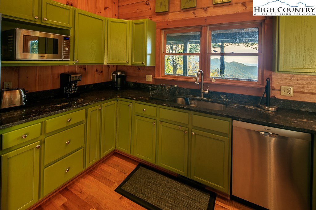336 Hidden Ridge Road Deep Gap, NC 28618 - Photo 18 of 50 Gallery Image 18