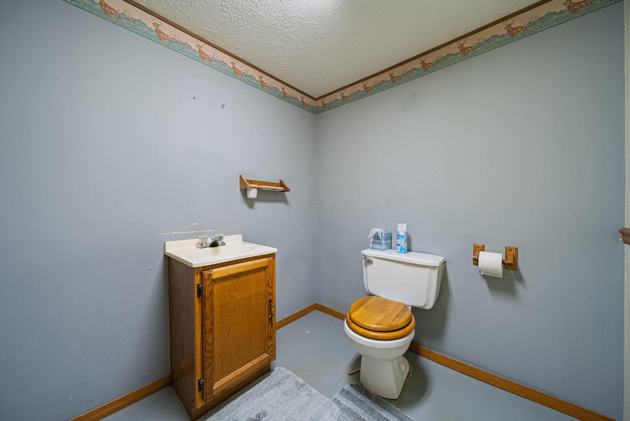 5332 Trabue Road Columbus, OH 43228 - Photo 44 of 55