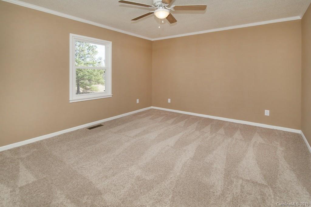 2356 Southbend Road Clover, SC 29710 - Photo 13 of 19 Gallery Image 13