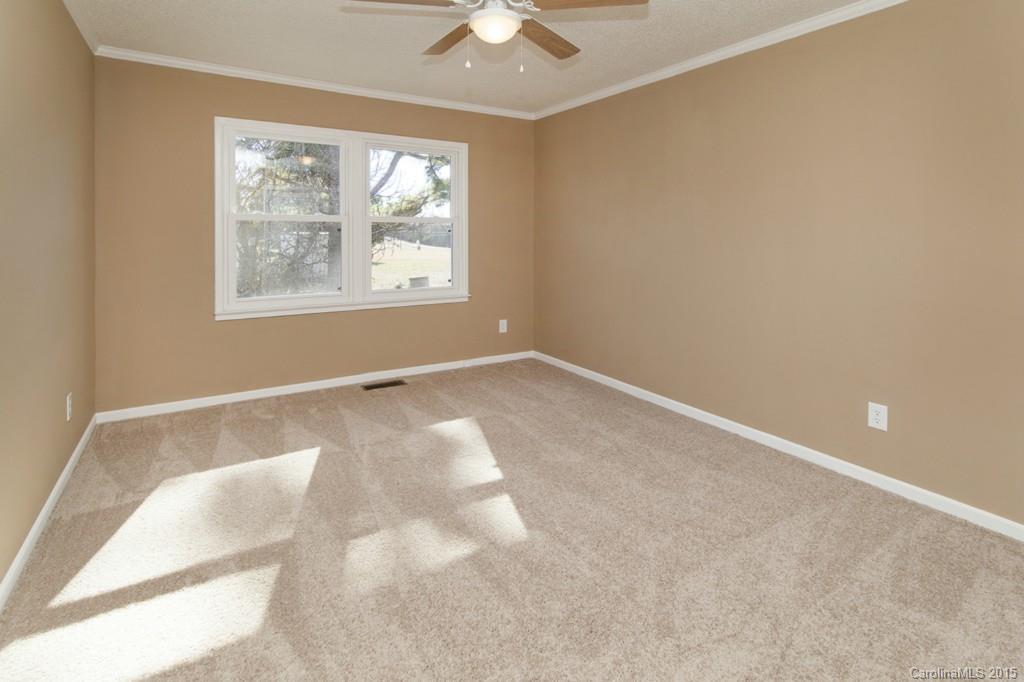 2356 Southbend Road Clover, SC 29710 - Photo 10 of 19 Gallery Image 10