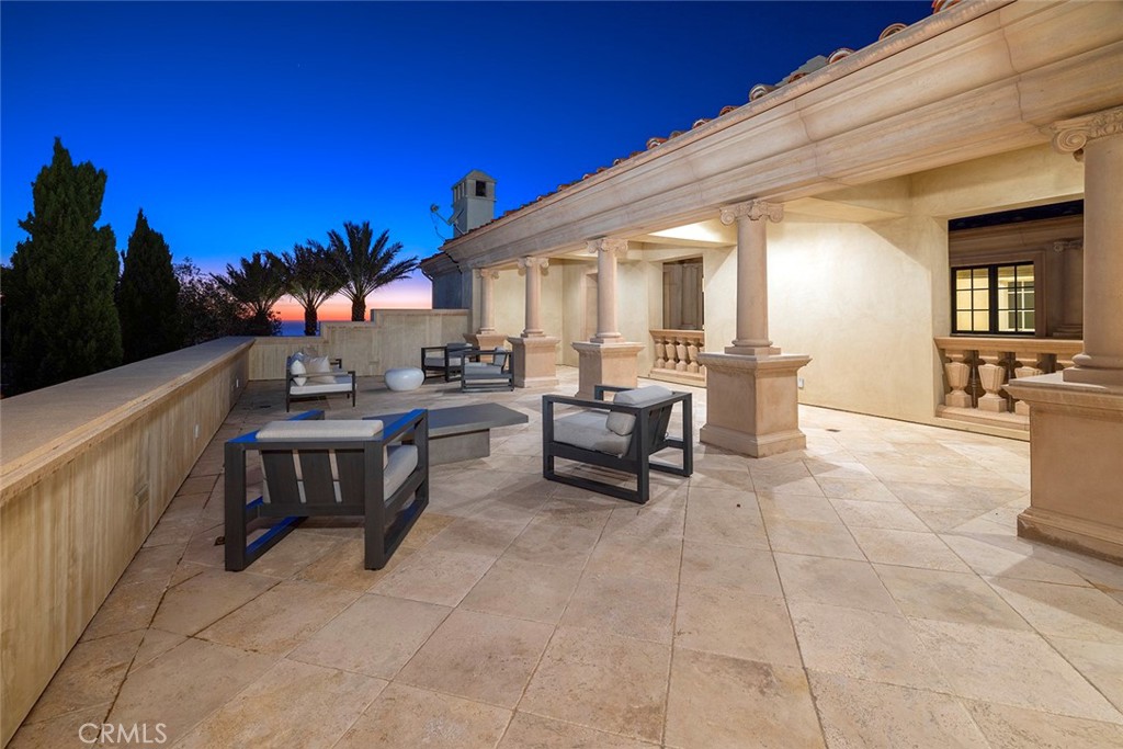 26 Deep Sea Newport Coast, CA 92657 - Photo 45 of 50 a outdoor space with a couch and chairs