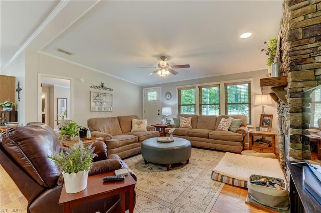 390 Dix Road Ruffin, NC 27326 - Photo 13 of 40