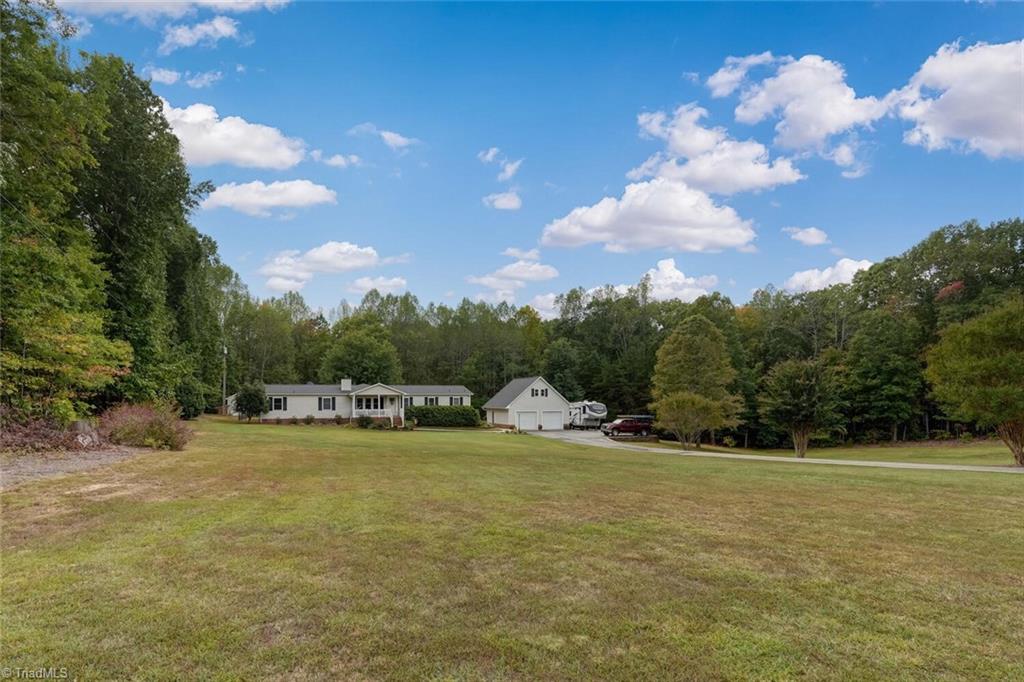 390 Dix Road Ruffin, NC 27326 - Photo 3 of 40