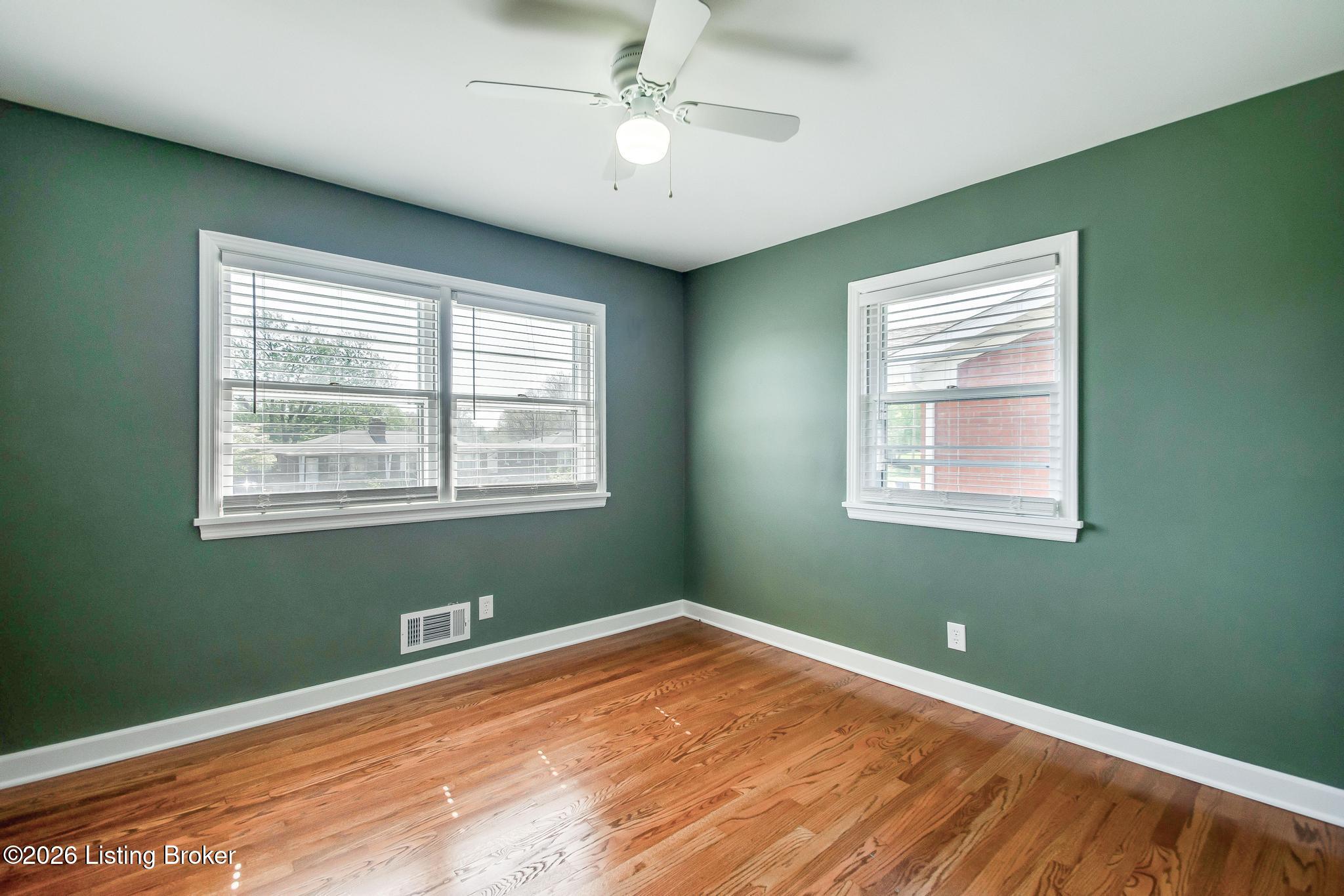 7702 Crestline Road Louisville, KY 40214 - Photo 17 of 32 7702_Crestline_Rd_40214_560