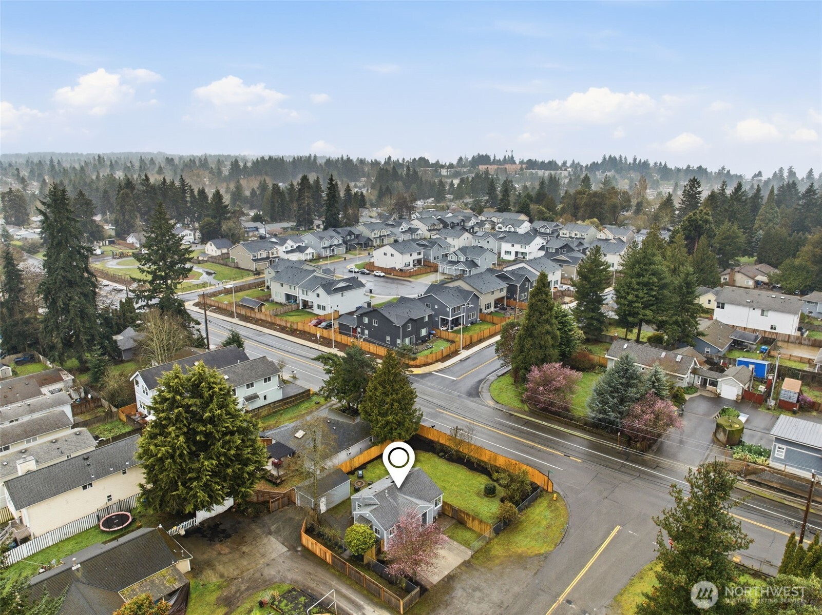 317 Southwest 124th Street Seattle, WA 98146 - Photo 25 of 26