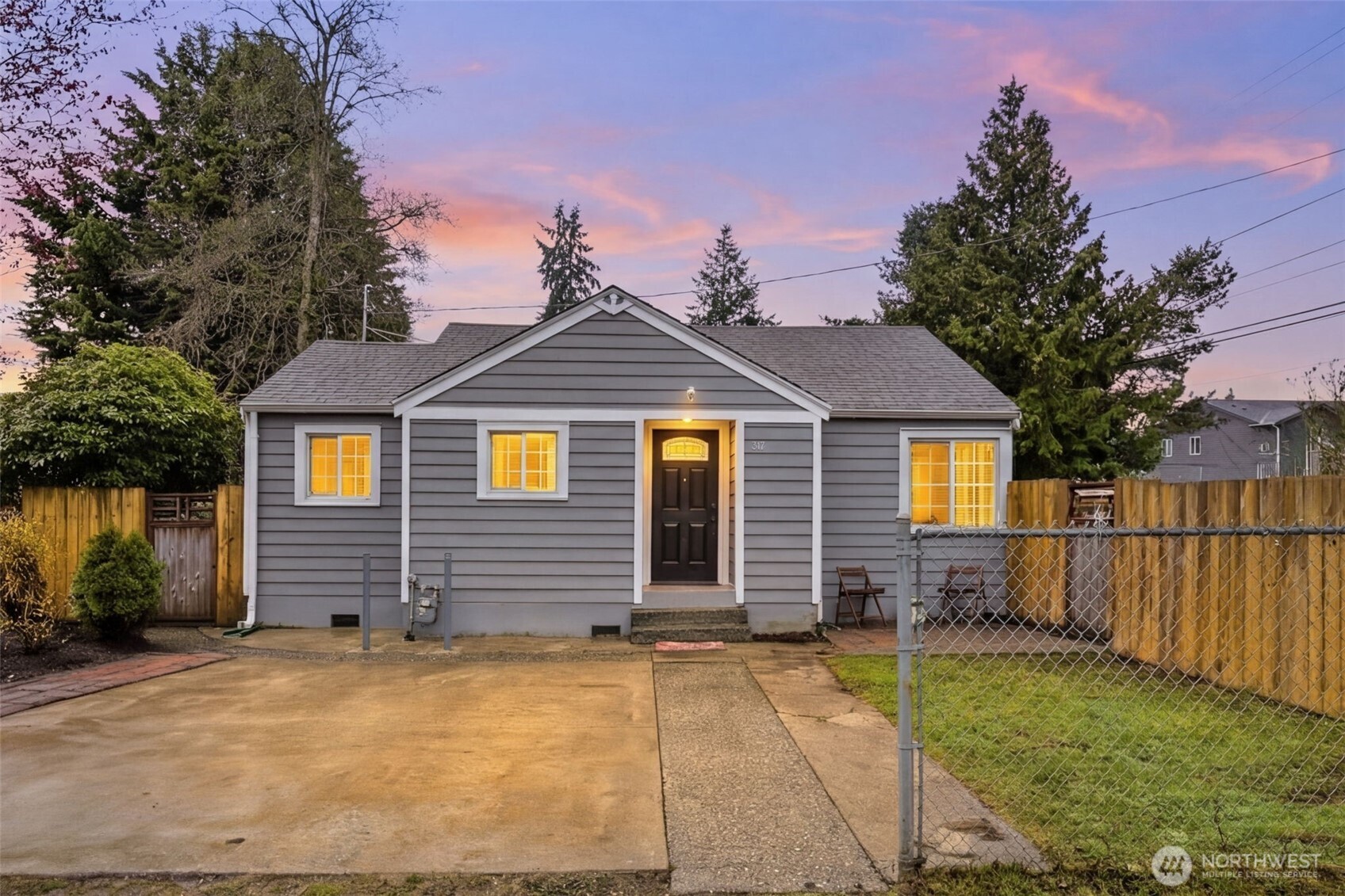 317 Southwest 124th Street Seattle, WA 98146 - Photo 26 of 26