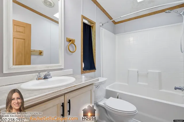 $295,000 | 4935 Bel Vista Drive, Bar Nunn, WY 82601