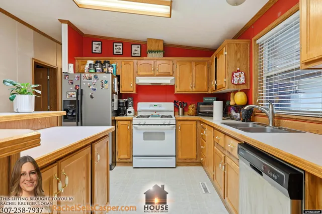 $315,000 | 4935 Bel Vista Drive, Bar Nunn, WY 82601