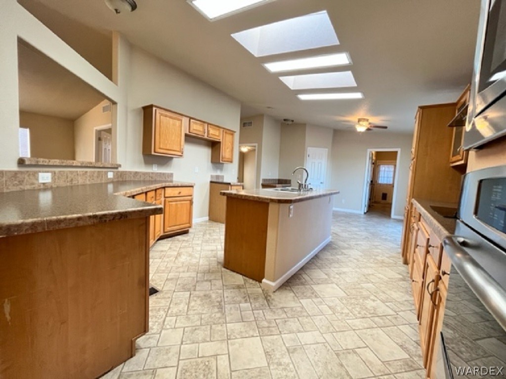 4200 North Shadow Road Kingman, AZ 86409 - Photo 12 of 48 Gallery Image 12