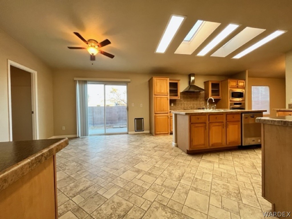 4200 North Shadow Road Kingman, AZ 86409 - Photo 14 of 48 Gallery Image 14
