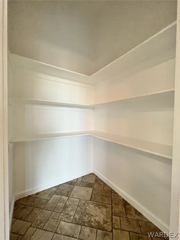 4200 North Shadow Road Kingman, AZ 86409 - Photo 10 of 48 Gallery Image 10