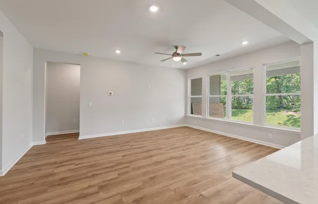 $389,990 | 351 Blue Oak Drive, Moncks Corner, SC 29461