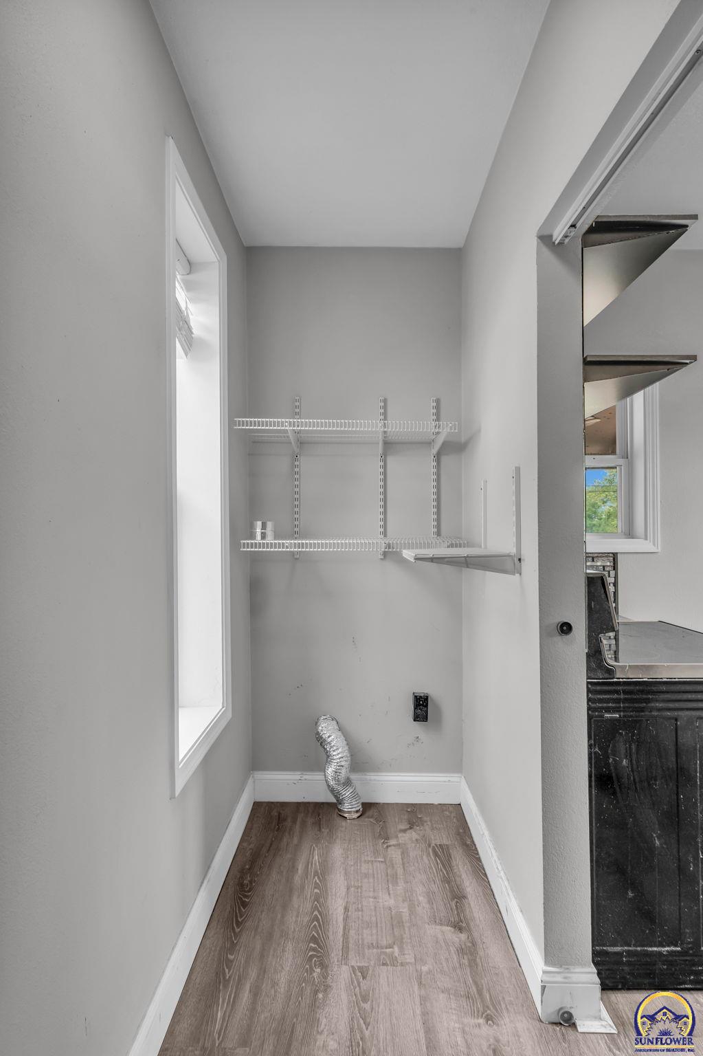 2058 Southwest Buchanan Street Topeka, KS 66604 - Photo 15 of 32