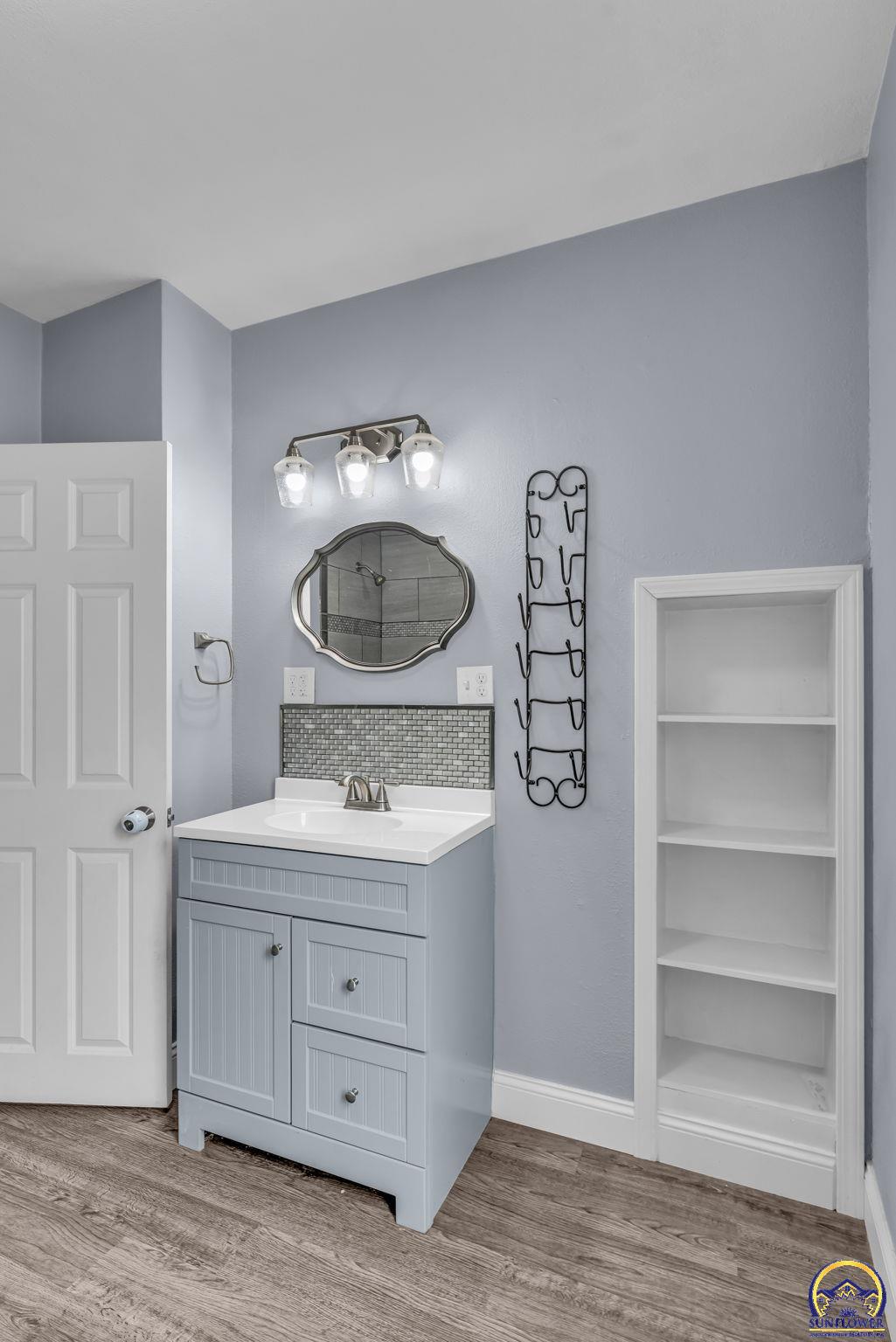 2058 Southwest Buchanan Street Topeka, KS 66604 - Photo 19 of 32