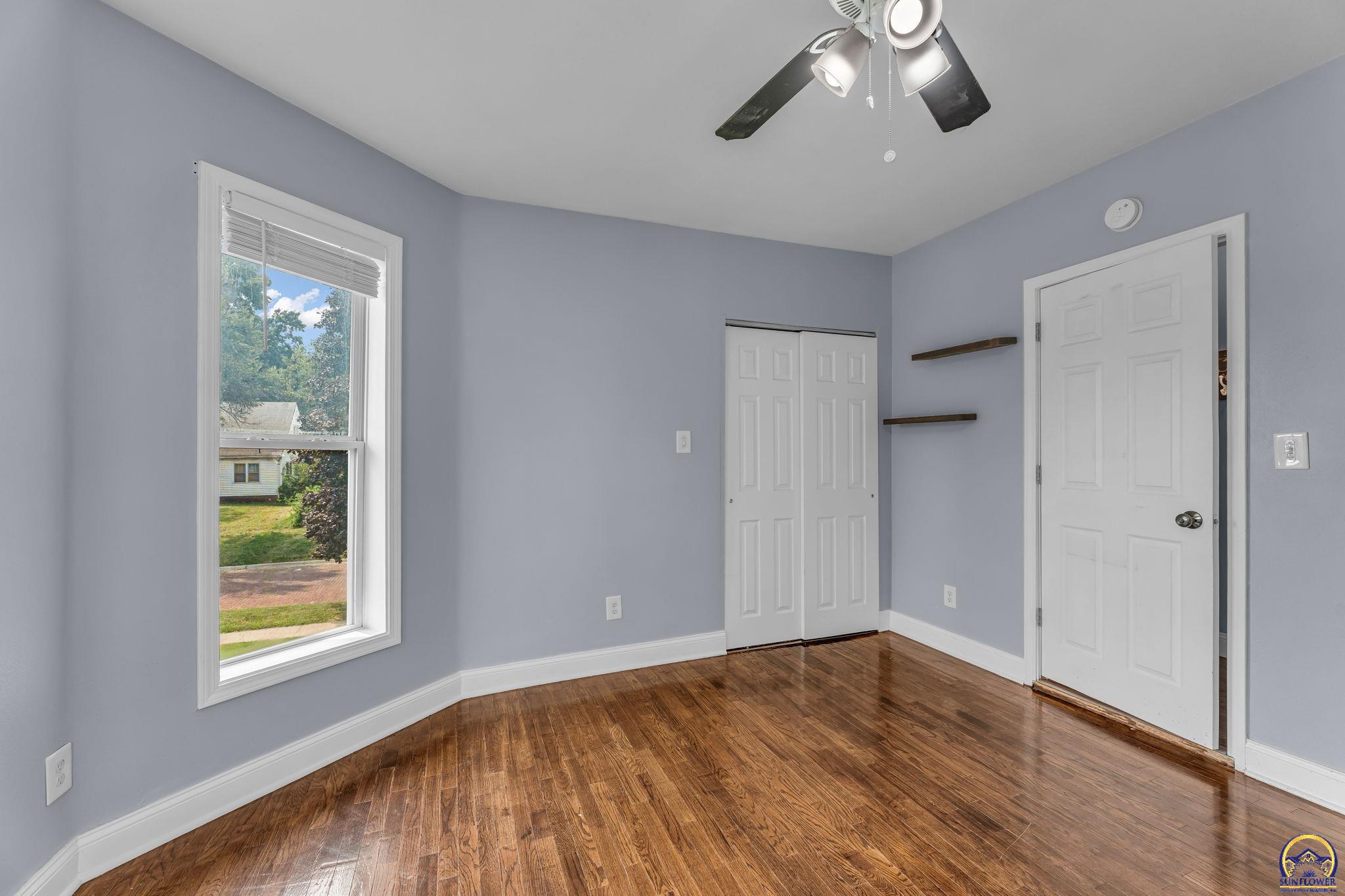 2058 Southwest Buchanan Street Topeka, KS 66604 - Photo 22 of 32