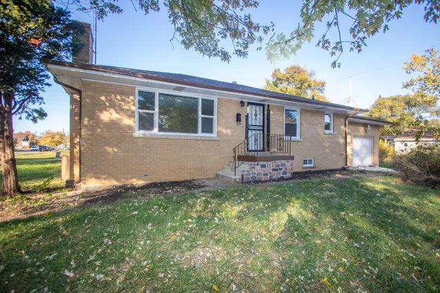 $130,000 | 4838 West 6th Avenue, Gary, IN 46406