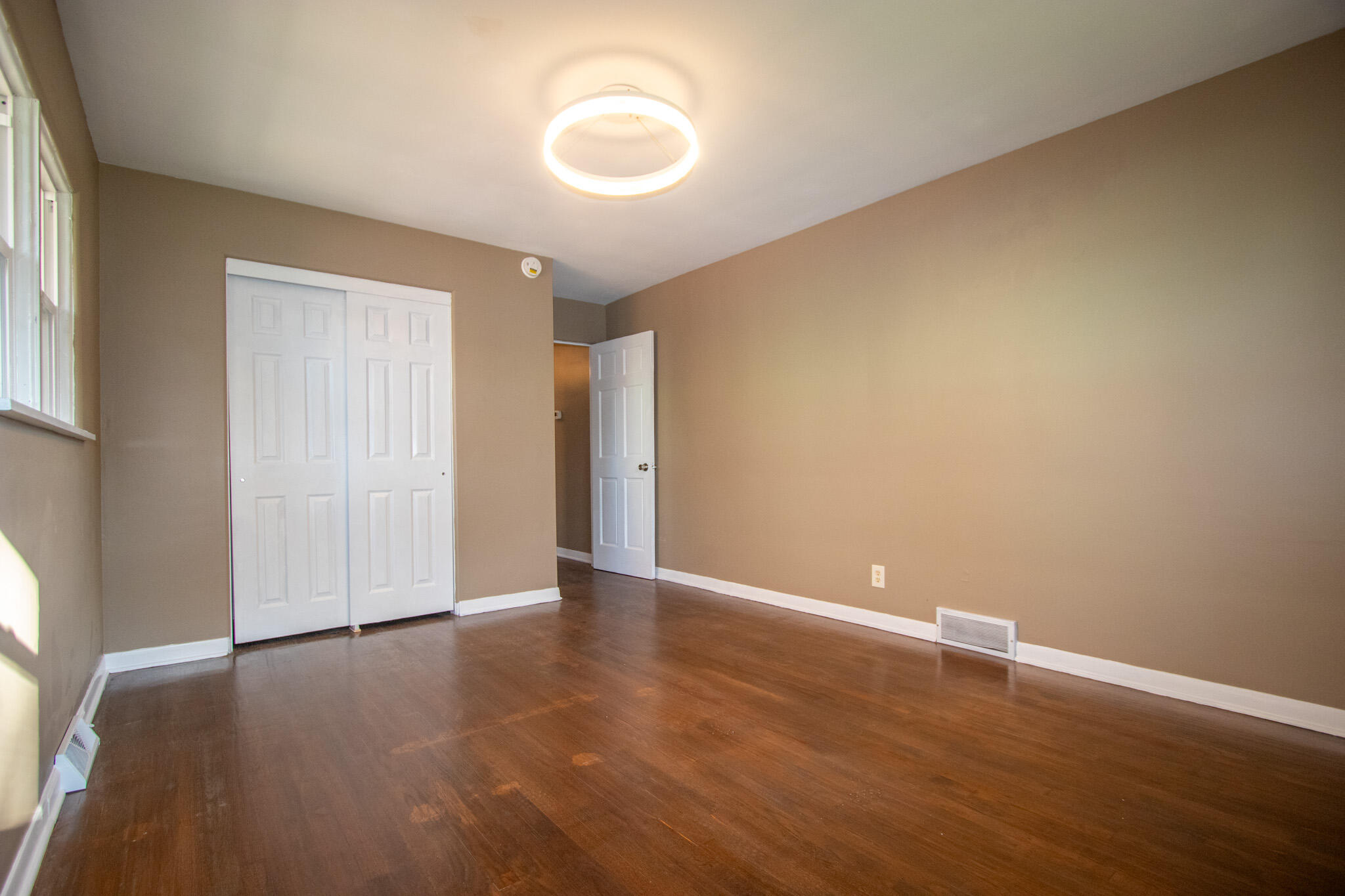 4838 West 6th Avenue Gary, IN 46406 - Photo 19 of 26 2048x1365