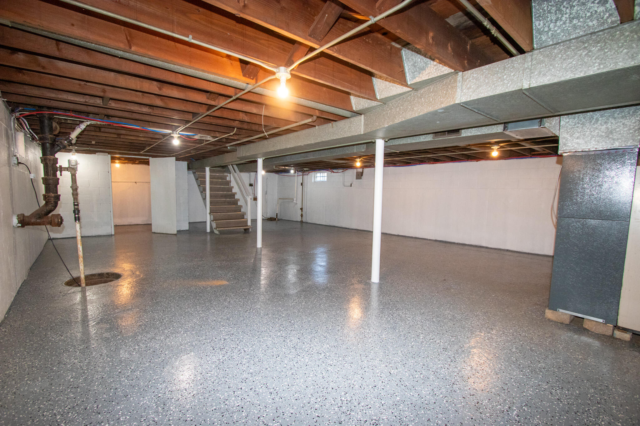 4838 West 6th Avenue Gary, IN 46406 - Photo 23 of 26 2048x1365