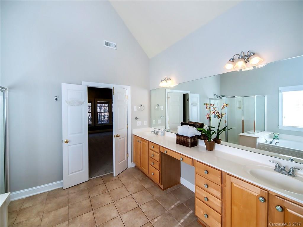 1308 Golden Ridge Road Lake Wylie, SC 29710 - Photo 18 of 24 Gallery Image 18