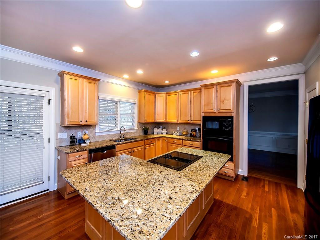 1308 Golden Ridge Road Lake Wylie, SC 29710 - Photo 5 of 24 Gallery Image 5