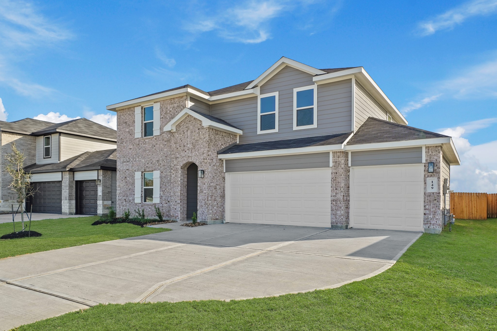 149 Wildflower Lane Dayton, TX 77535 - Photo 2 of 27