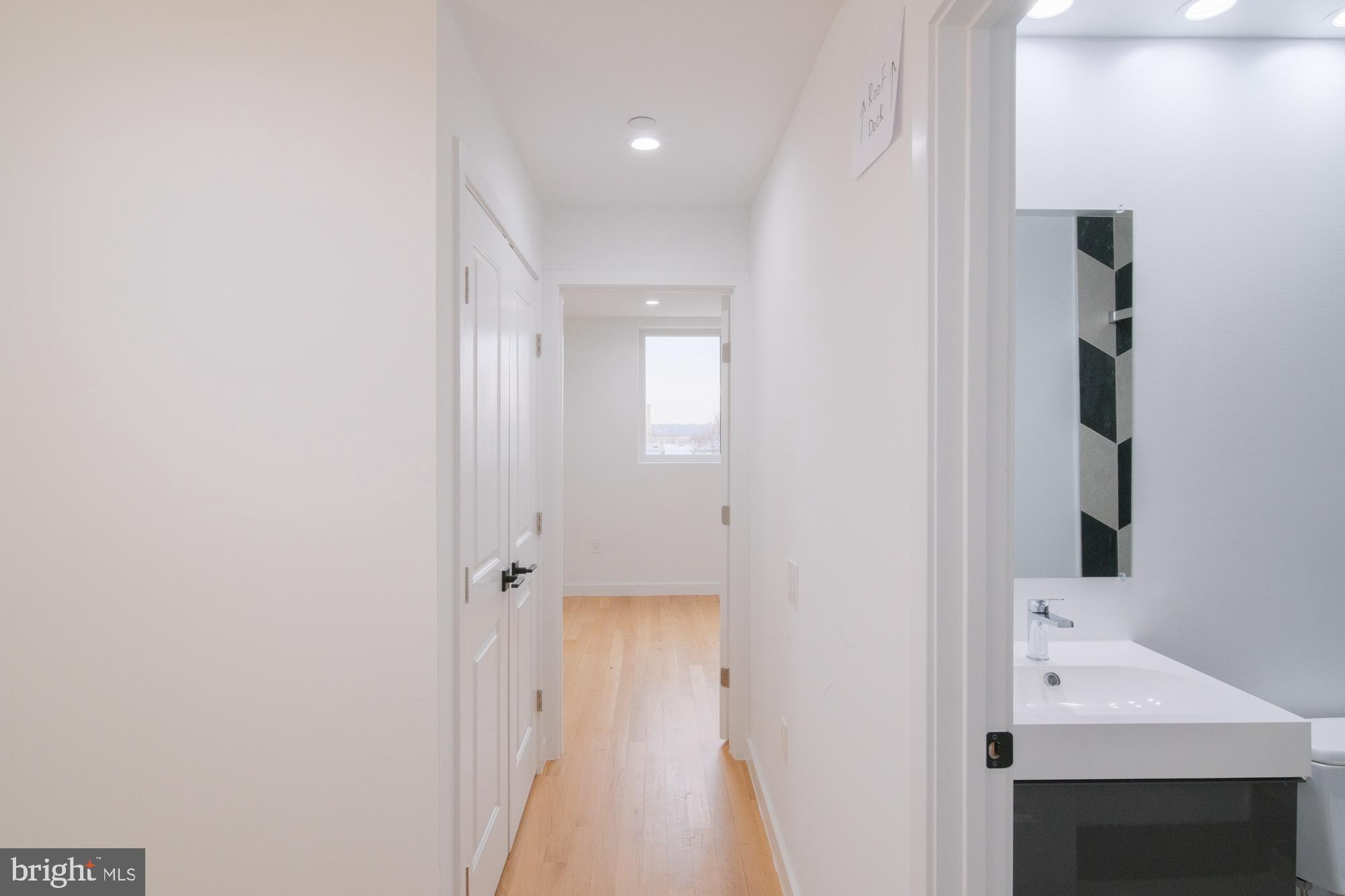 116 17th Street Southeast, Unit 2 Washington, DC 20003 - Photo 22 of 47 Gallery Image 22