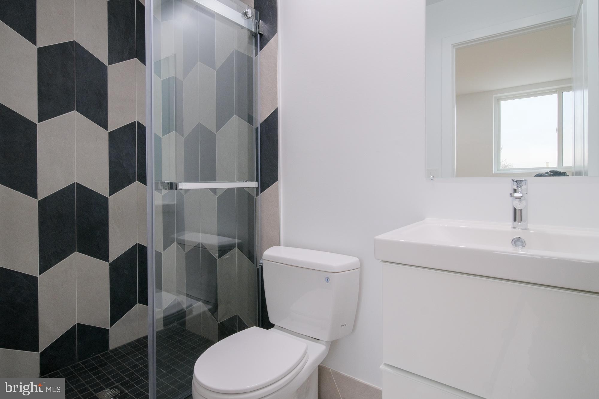 116 17th Street Southeast, Unit 2 Washington, DC 20003 - Photo 24 of 47 Gallery Image 24
