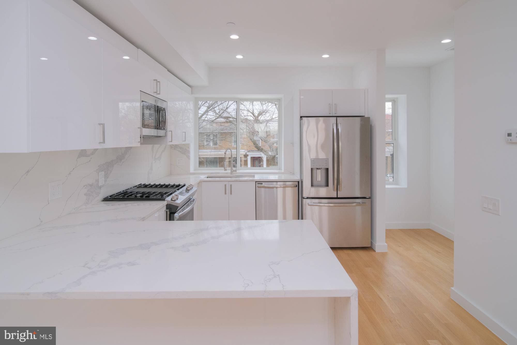 116 17th Street Southeast, Unit 2 Washington, DC 20003 - Photo 6 of 47 Gallery Image 6