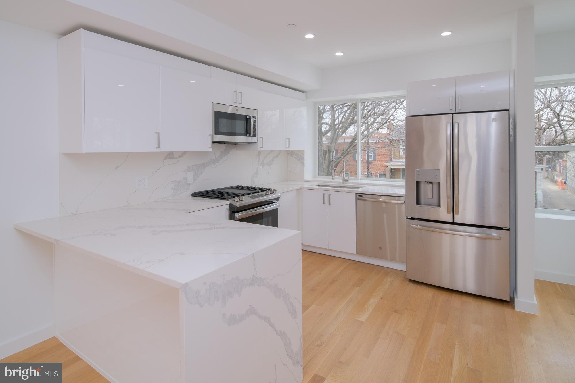 116 17th Street Southeast, Unit 2 Washington, DC 20003 - Photo 9 of 47 Gallery Image 9