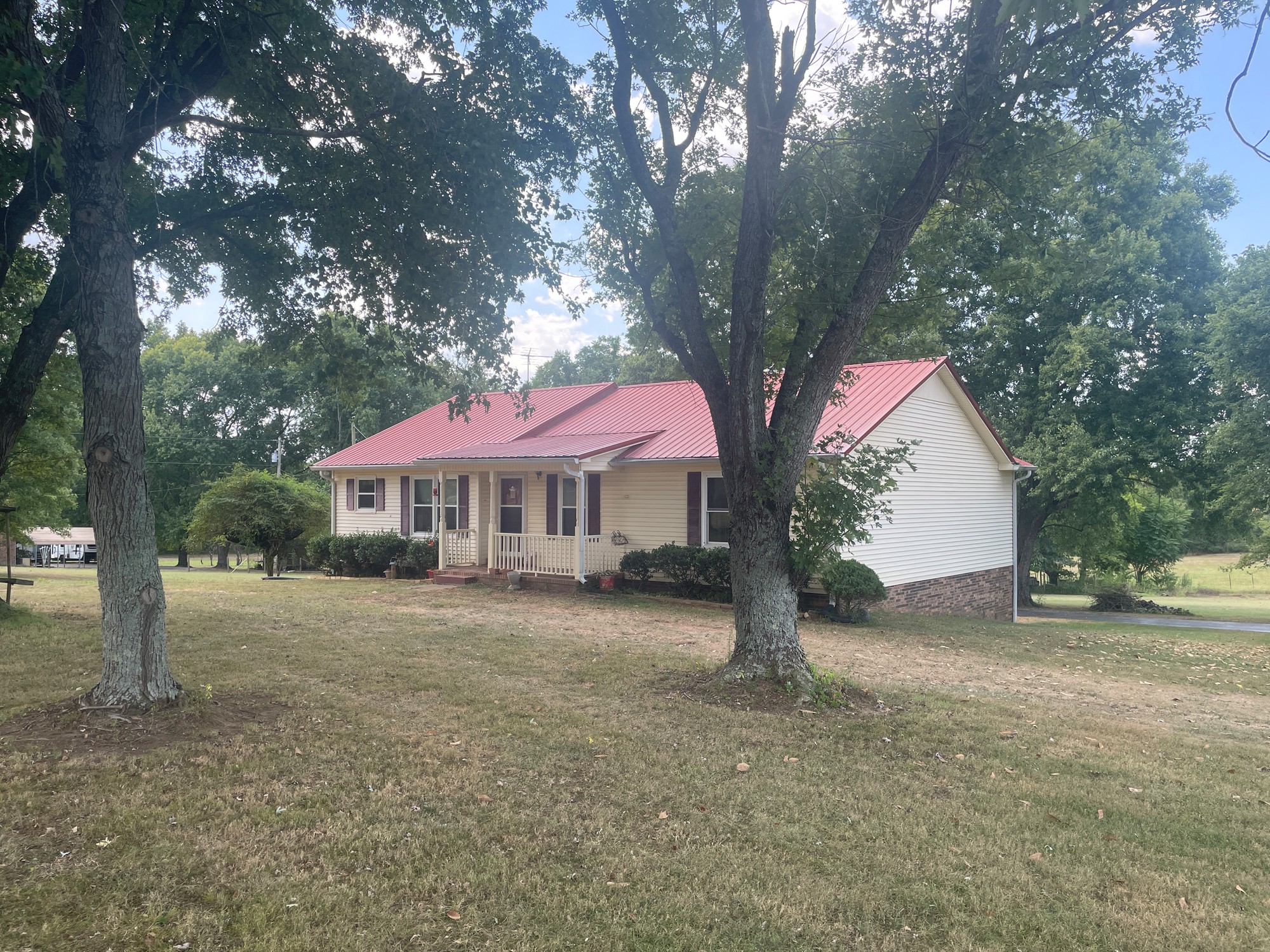 3107 North Cross Bridges Road Columbia, TN 38401 - Photo 5 of 26 Gallery Image 5