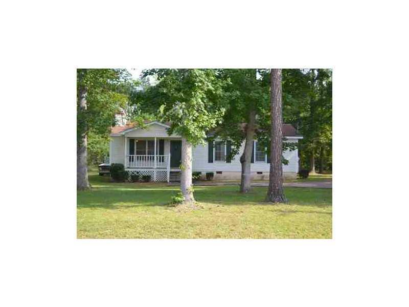 176 Lowry Road Grantville, GA 30220 - Photo 1 of 1 Exterior Front.