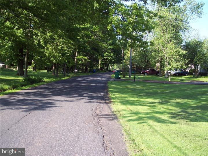 532 Middle Road Perkasie, PA 18944 - Photo 1 of 5