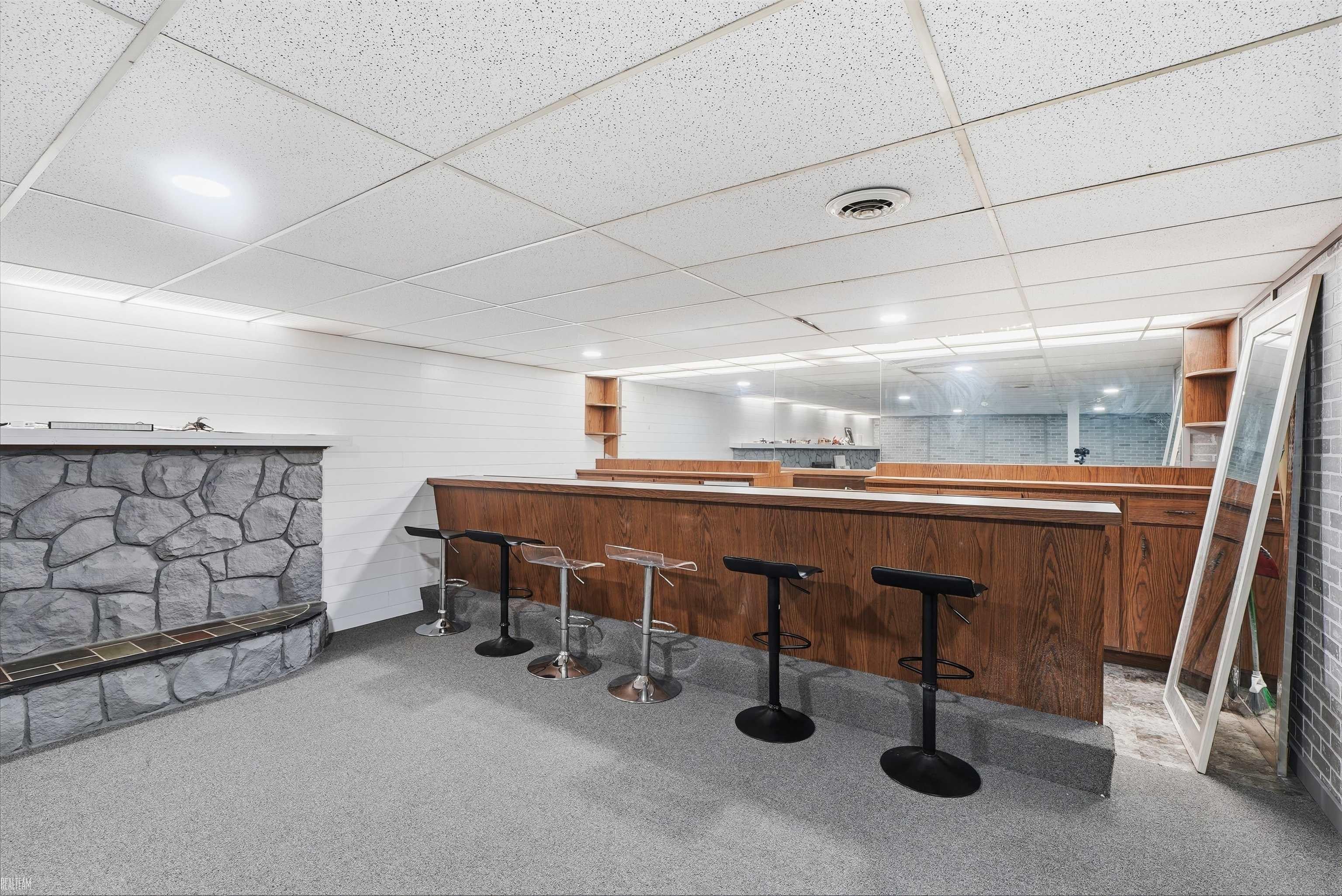 8650 Clinton River Road Sterling Heights, MI 48314 - Photo 38 of 63 Gallery Image 38