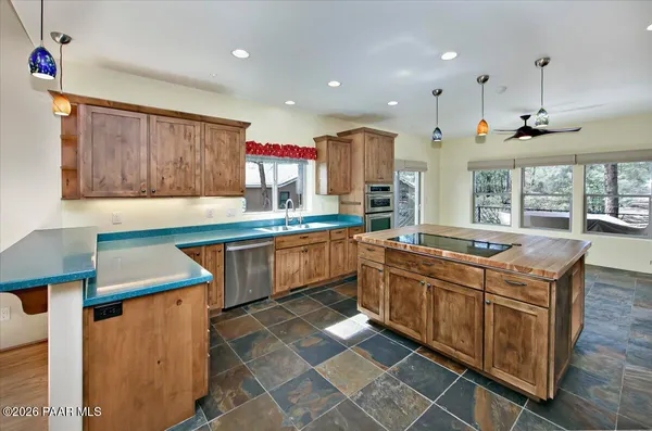 $995,000 | 1621 Spruce Canyon Drive, Prescott, AZ 86303