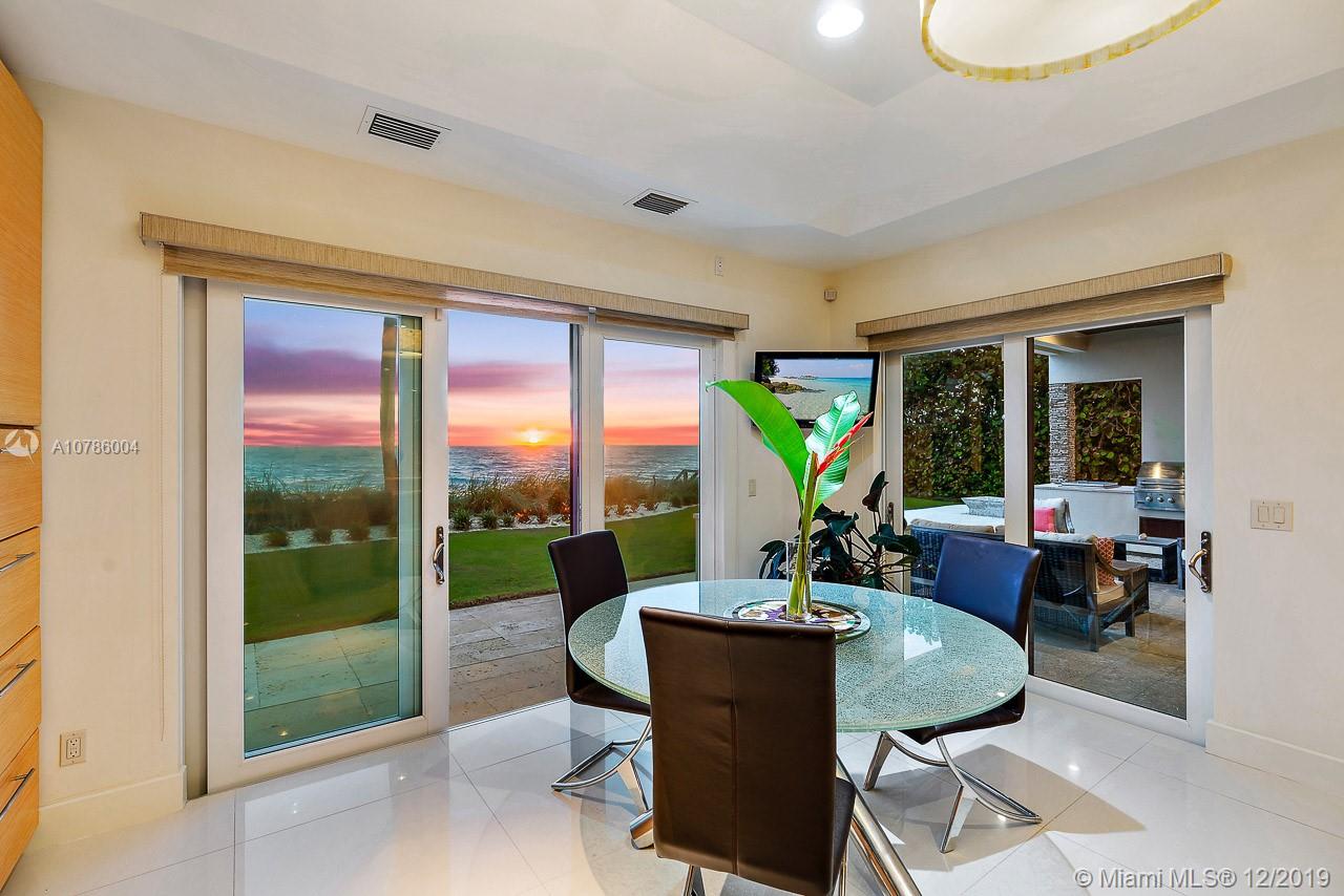 615 South Beach Road Jupiter, FL 33469 - Photo 7 of 25 Breakfast Area