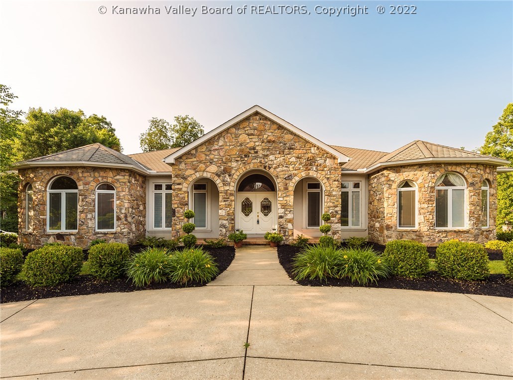 301 Heath Road Hurricane, WV 25526 - Photo 1 of 21 Gallery Image 1
