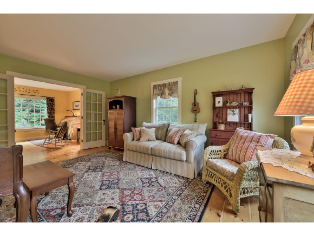 44 Carriage Road New Boston, NH 03070 - Photo 17 of 35 Gallery Image 17