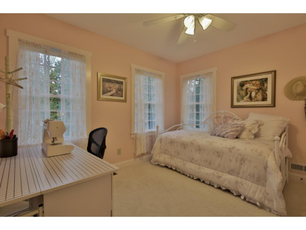 44 Carriage Road New Boston, NH 03070 - Photo 28 of 35 Gallery Image 28