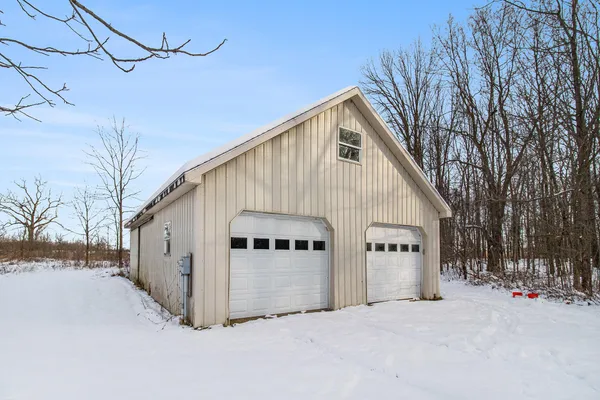 $490,000 | 12164 Wisner Highway, Clinton, MI 49236