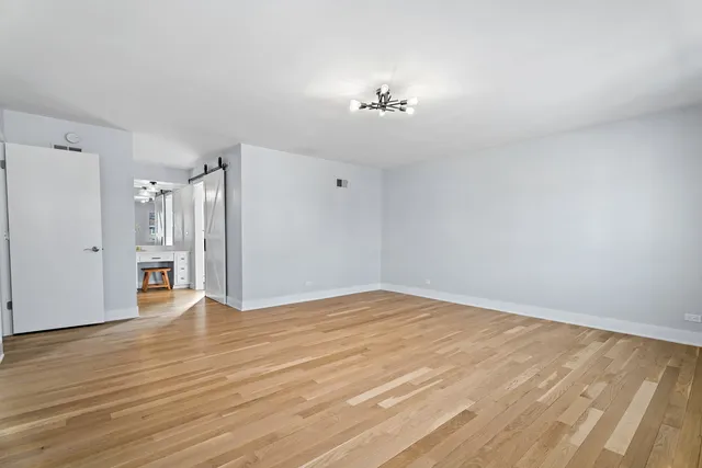 $899,000 | 1141 North Delphia Avenue, Park Ridge, IL 60068