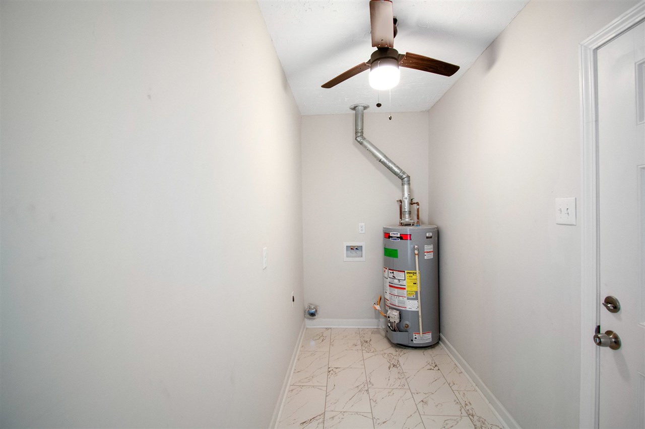 1484 East Raines Road Memphis, TN 38116 - Photo 12 of 25 Gallery Image 12