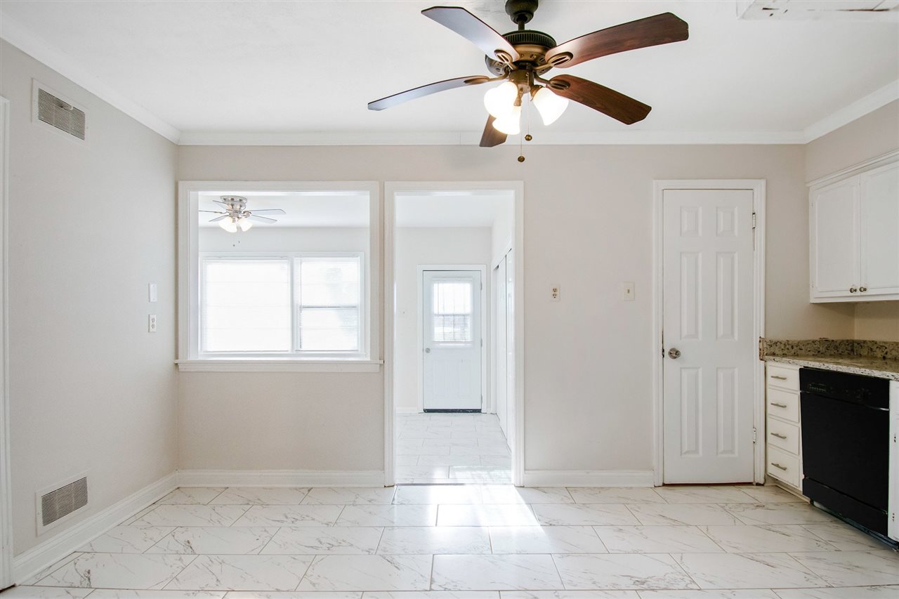 1484 East Raines Road Memphis, TN 38116 - Photo 17 of 25 Gallery Image 17