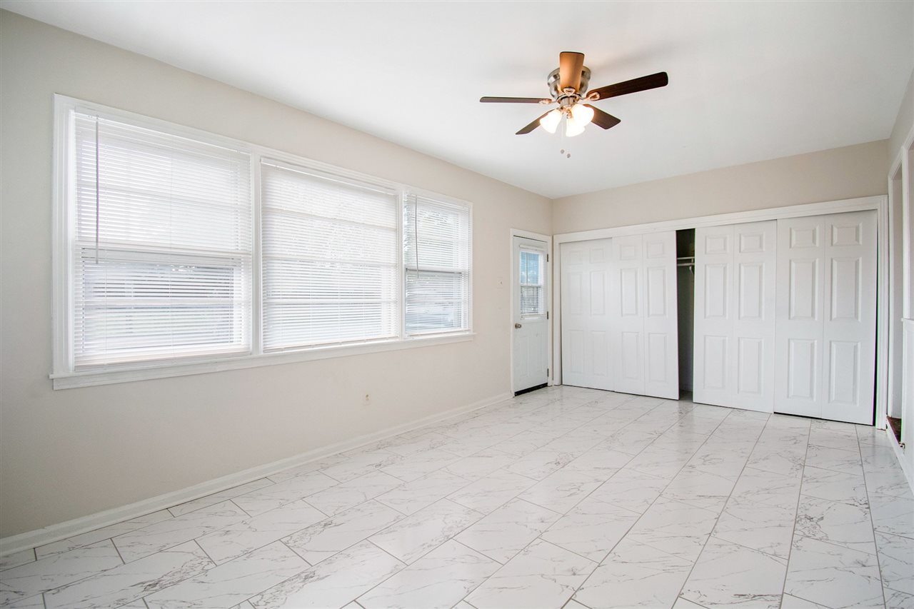 1484 East Raines Road Memphis, TN 38116 - Photo 7 of 25 Gallery Image 7