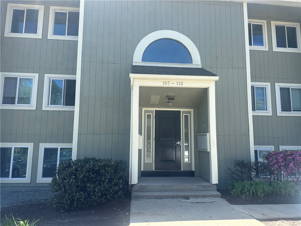 400 New River Road, Unit 111 Lincoln, RI 02838 - Photo 1 of 12