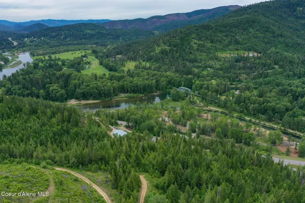 $739,000 | Nka Nka Coeur D'alene River Road, Wallace, ID 83873