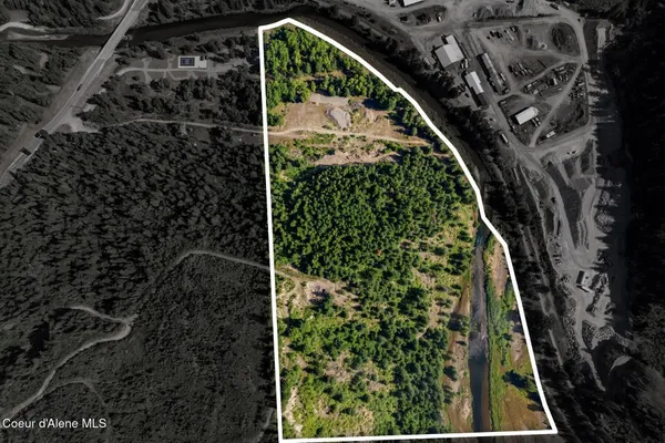 $739,000 | Nka Nka Coeur D'alene River Road, Wallace, ID 83873