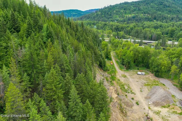 $739,000 | Nka Nka Coeur D'alene River Road, Wallace, ID 83873