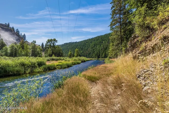 $739,000 | Nka Nka Coeur D'alene River Road, Wallace, ID 83873