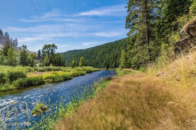 $739,000 | Nka Nka Coeur D'alene River Road, Wallace, ID 83873